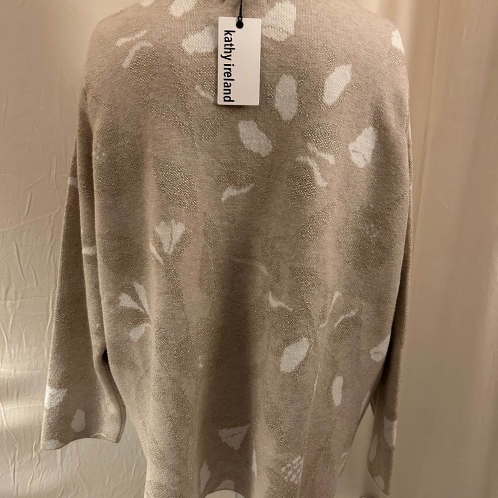 (NWT) Neutral Stretch Sweater Jacket W/ Gold Thread Accents & Hardware (Size 3X) - Picture 4 of 11